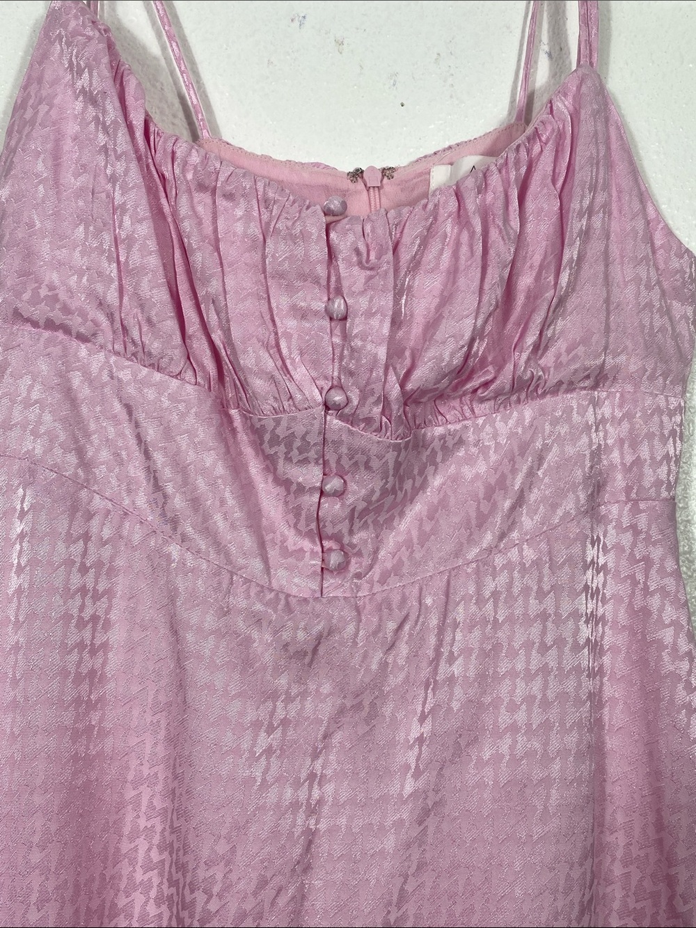 Astr Pink Tie-Shoulder Mini Dress with Ruched Bodice Size M 100% Viscose - Picture 6 of 16